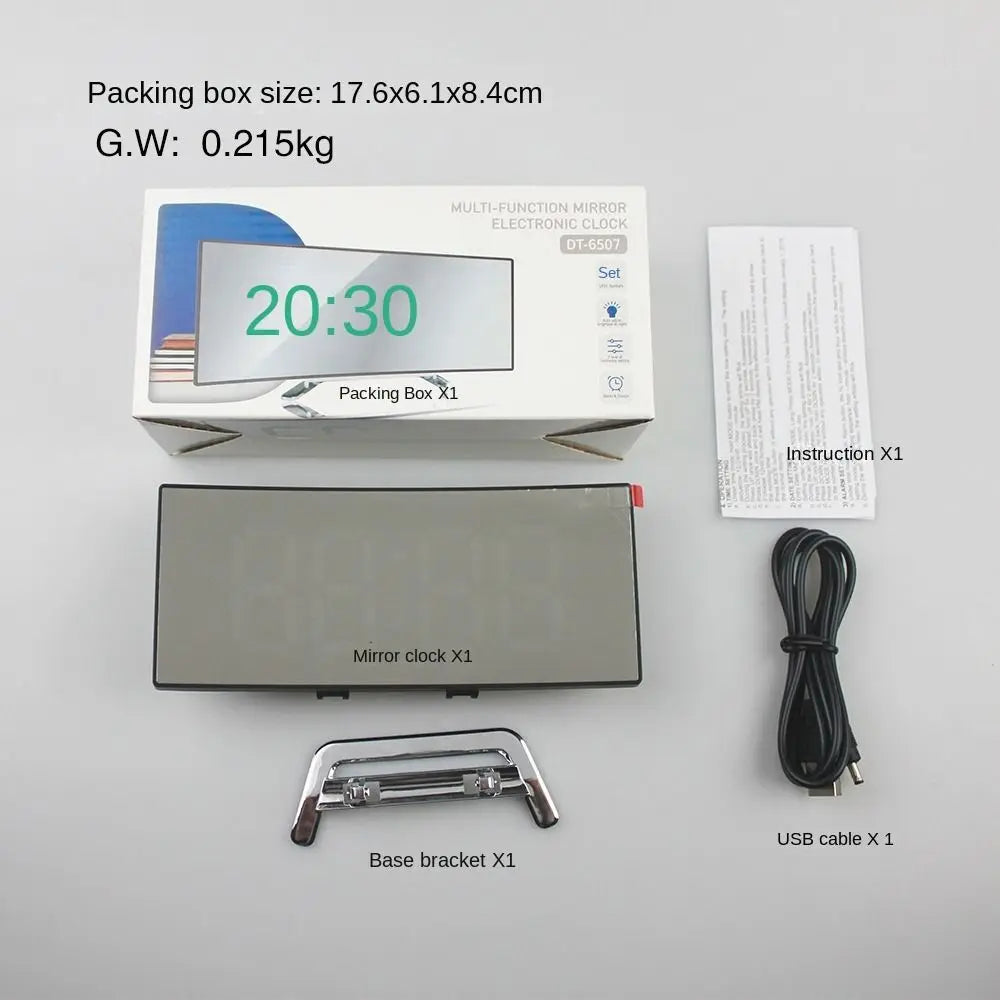 Digitale klok gebogen scherm